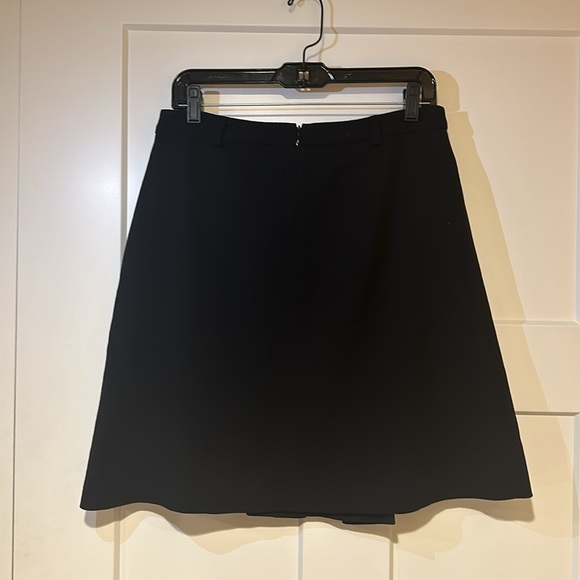 Dolce & Gabbana Black Wool Front Pleat Skirt - Picture 3 of 3